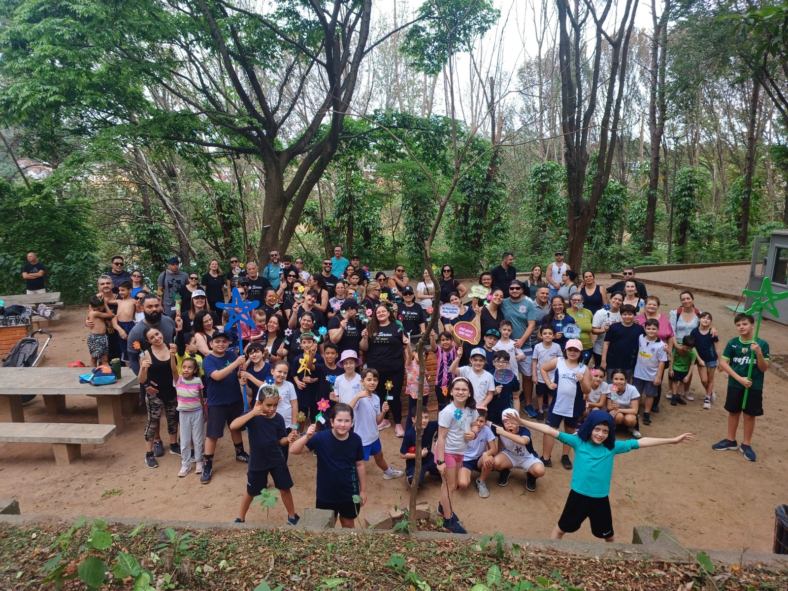 A Segunda Caminhada da Primavera teve nmero recorde de participantes! - Colgio Estrela Sirius. So Paulo, SP