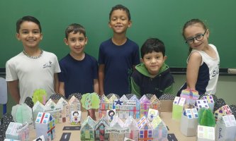 Histria e Geografia - 2s Anos -= Maquetes - Colgio Estrela Srius