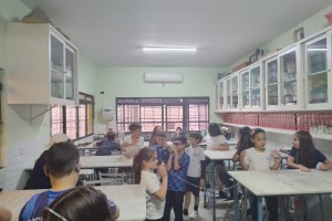 Aula de  Laboratrio 3s Anos - Som - Colgio Estrela Srius